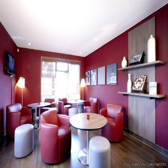 Campanile Nature - Dreux Restoran gambar